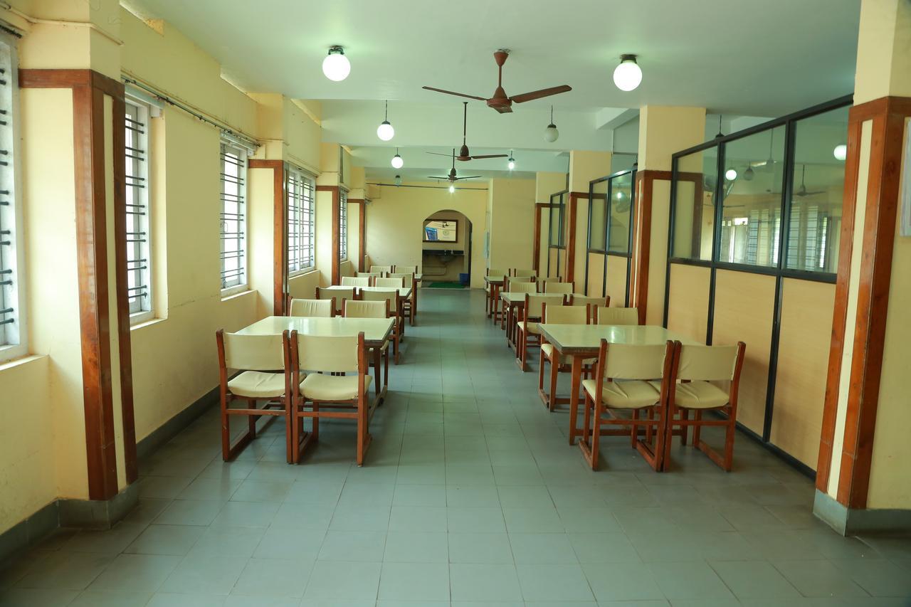 Nandanam Hotel Guruvayur